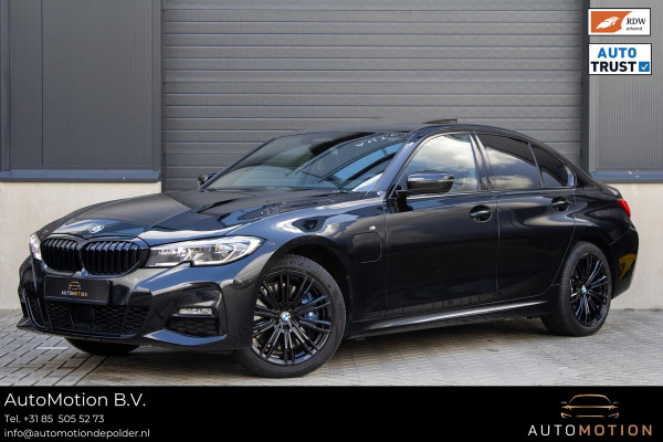 BMW 3-serie 330e PANO MEMORY M PAKKET CAMERA HUD