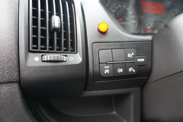 Citroën Jumper 2.2 BlueHDi 140PK S&S 3.5t Zwaar Meubelbak + laadklep nr.V183 | Airco | Cruise | camera