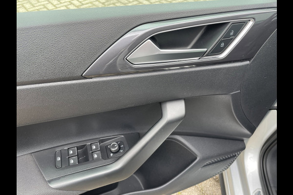 Volkswagen Polo 1.5 TSI R-line | R-line interieur en exterieur pakket | Camera | Digi cockpit