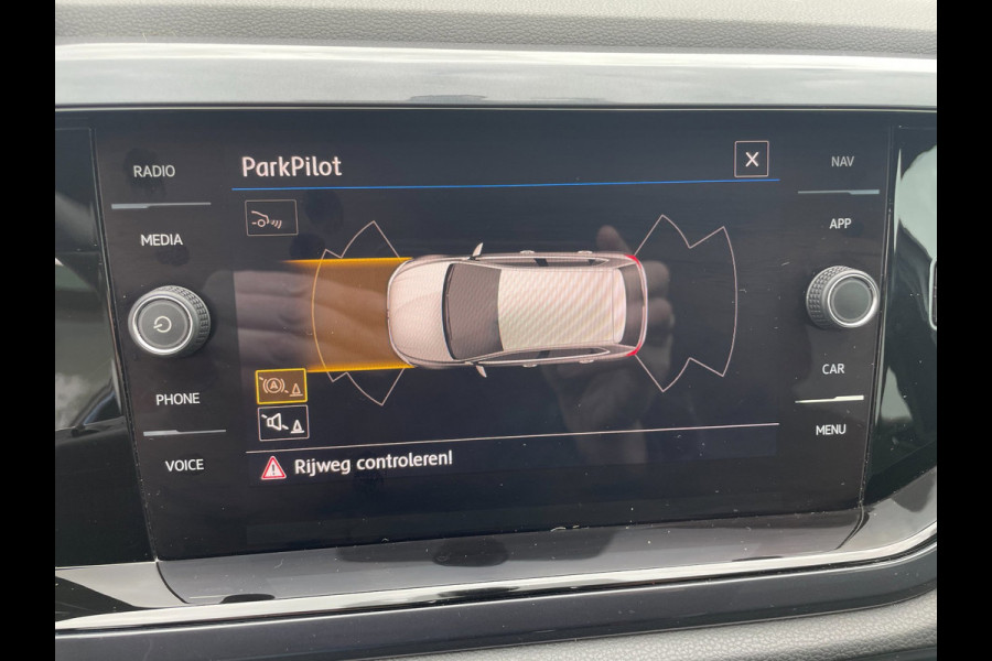 Volkswagen Polo 1.5 TSI R-line | R-line interieur en exterieur pakket | Camera | Digi cockpit