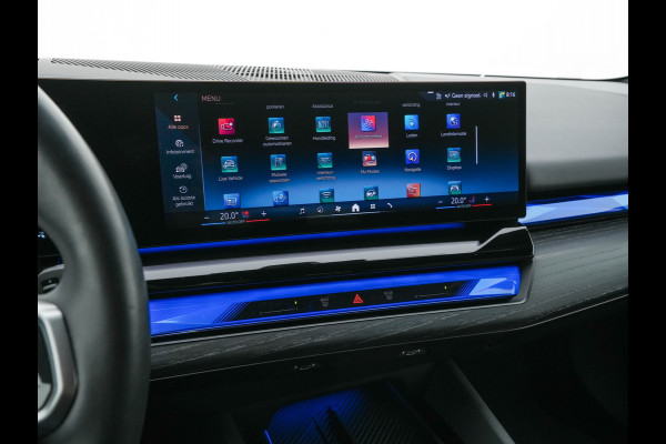 BMW i5 Touring eDrive40 84 kWh M-Sportpack [ 3-Fase ] (INCL.BTW) *HEAD-UP | LEATHER | FULL-LED | BOWERS&WILKINS | MEMORY-PACK | TOP-VIEW | BLINDSPOT | KEYLESS | WIDESCREEN-DIGI-COCKPIT | HEATED/VENTILATED-SPORTSEATS | PRIVACY-GLASS | NAVI-FULLMA