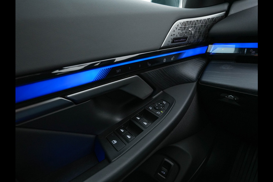 BMW i5 Touring eDrive40 84 kWh M-Sportpack [ 3-Fase ] (INCL.BTW) *HEAD-UP | LEATHER | FULL-LED | BOWERS&WILKINS | MEMORY-PACK | TOP-VIEW | BLINDSPOT | KEYLESS | WIDESCREEN-DIGI-COCKPIT | HEATED/VENTILATED-SPORTSEATS | PRIVACY-GLASS | NAVI-FULLMA