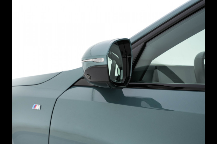 BMW i5 Touring eDrive40 84 kWh M-Sportpack [ 3-Fase ] (INCL.BTW) *HEAD-UP | LEATHER | FULL-LED | BOWERS&WILKINS | MEMORY-PACK | TOP-VIEW | BLINDSPOT | KEYLESS | WIDESCREEN-DIGI-COCKPIT | HEATED/VENTILATED-SPORTSEATS | PRIVACY-GLASS | NAVI-FULLMA