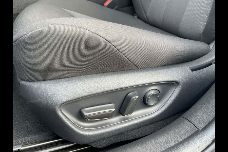 Toyota Mirai Dynamic / camera/ stoelverwarming / BTW auto