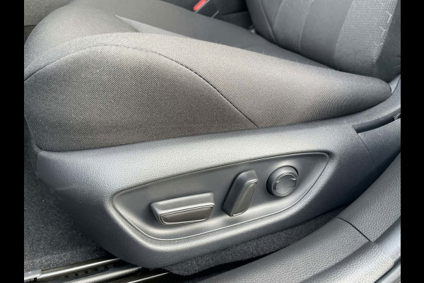 Toyota Mirai Dynamic / camera/ stoelverwarming / BTW auto