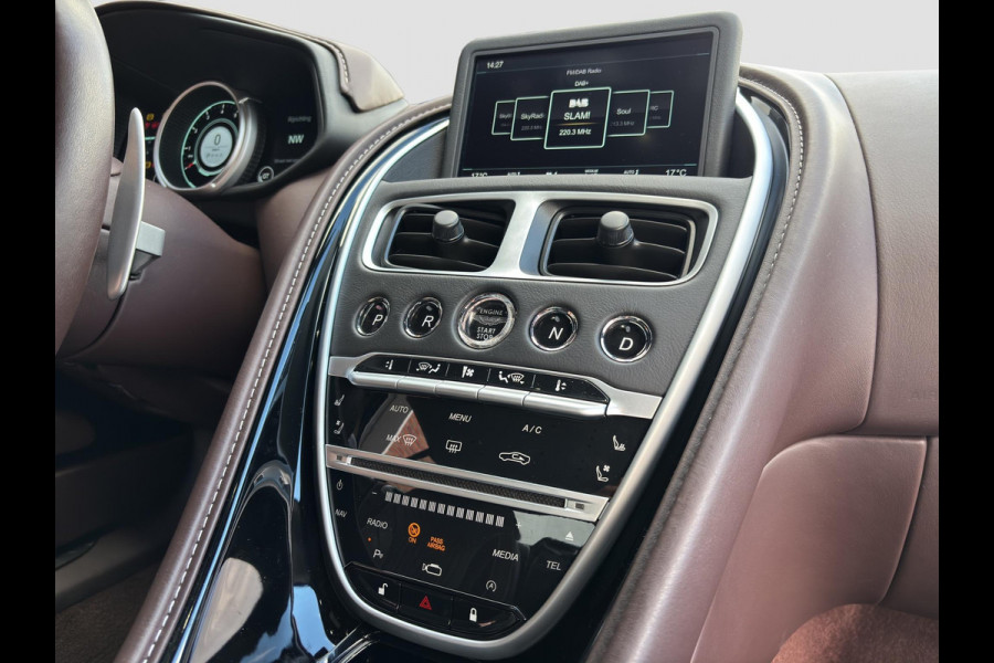 Aston Martin DB11 4.0 V8