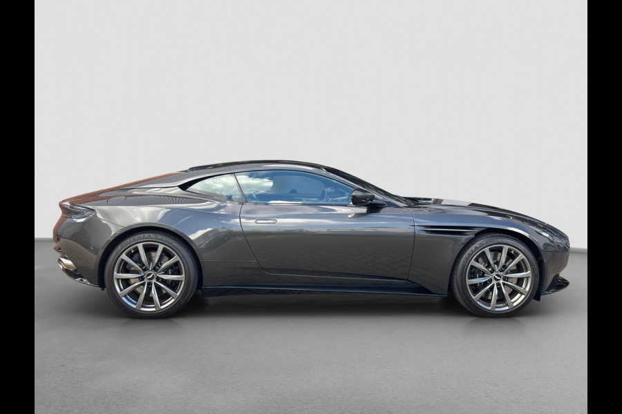 Aston Martin DB11 4.0 V8