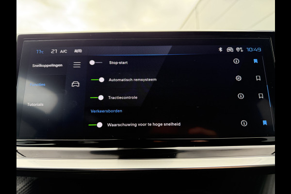 Peugeot 2008 100pk Allure Pack (360gr Camera - Keyless Entry - Adaptieve Cruise Controle - LED - Parkeersensoren V+A - Automatische Airco - 3