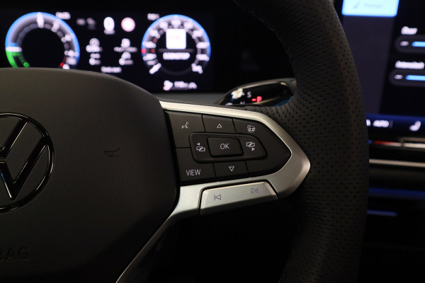 Volkswagen Tayron 1.5 eHybrid R-Line Edition ACC PDC Panoramadak 272PK!