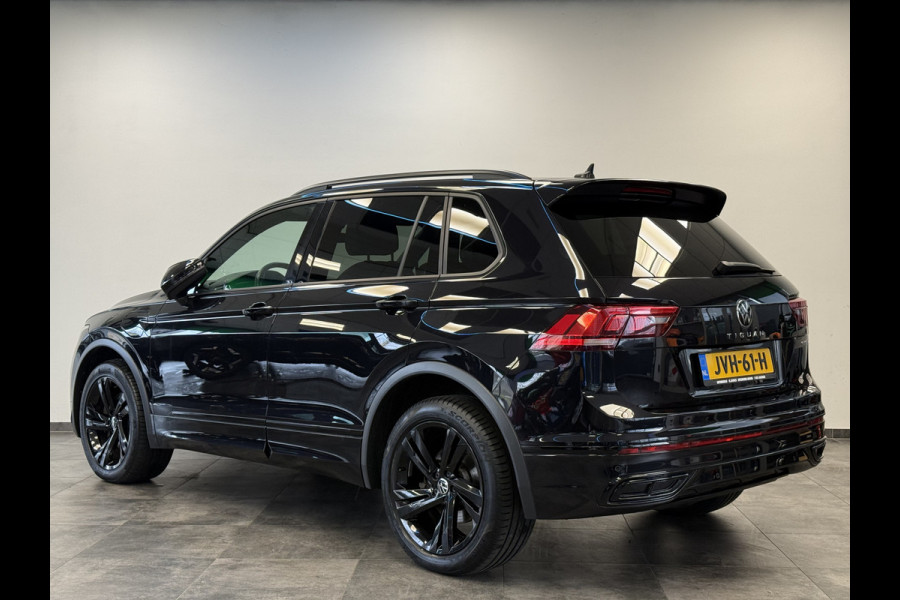 Volkswagen Tiguan 1.4 TSI eHybrid R-Line Business+ PDC NAVI ACC IQ Light Panoramadak ! 2e Paasdag geopend van 12.00 tot 17:00u !