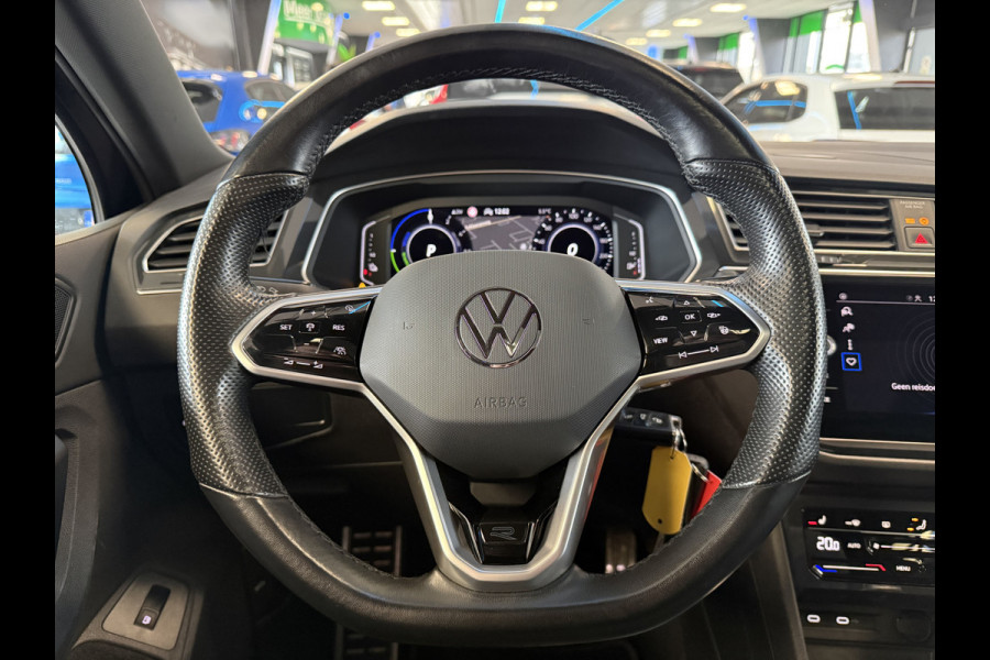 Volkswagen Tiguan 1.4 TSI eHybrid R-Line Business+ PDC NAVI ACC IQ Light Panoramadak ! 2e Paasdag geopend van 12.00 tot 17:00u !