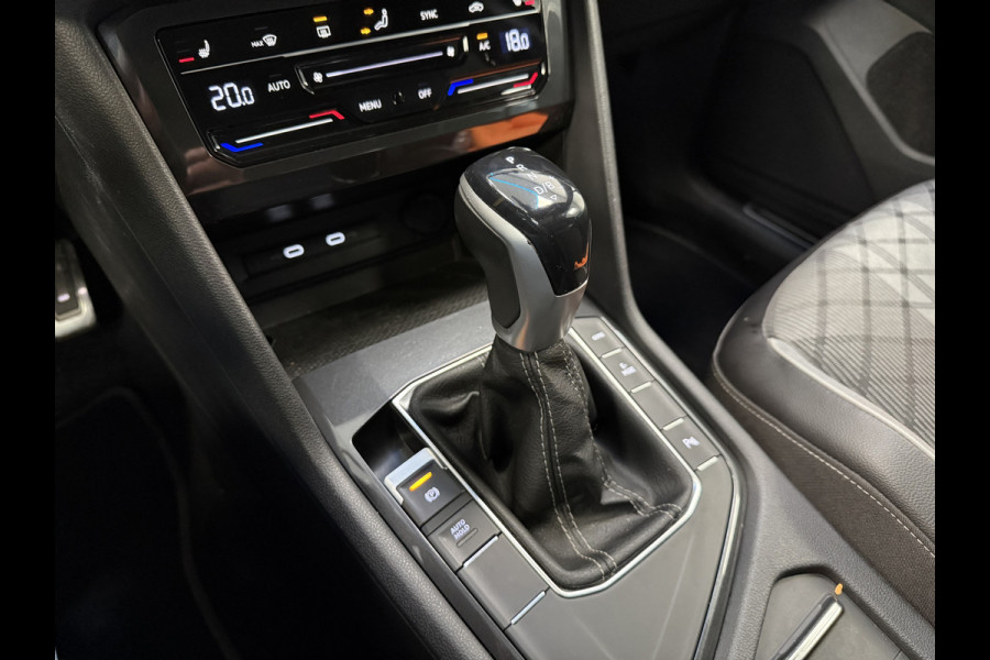 Volkswagen Tiguan 1.4 TSI eHybrid R-Line Business+ PDC NAVI ACC IQ Light Panoramadak ! 2e Paasdag geopend van 12.00 tot 17:00u !