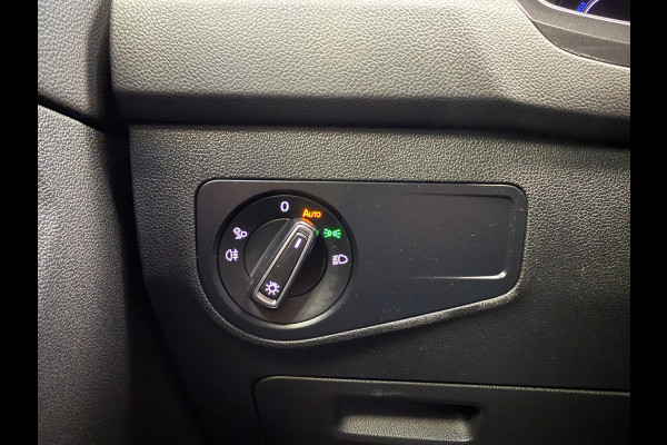 Volkswagen Tiguan 1.4 TSI eHybrid R-Line Business+ PDC NAVI ACC IQ Light Panoramadak ! 2e Paasdag geopend van 12.00 tot 17:00u !