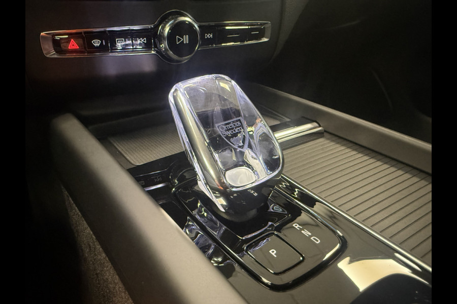 Volvo XC60 2.0 T8 Plug-in hybrid AWD Ultra Black Edition Luchtvering Harman & Kardon