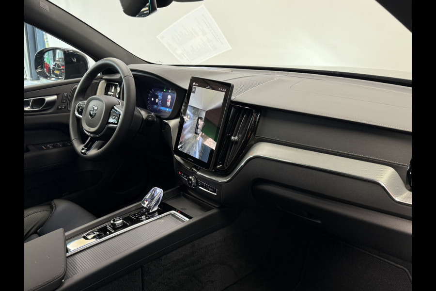Volvo XC60 2.0 T8 Plug-in hybrid AWD Ultra Black Edition Luchtvering Harman & Kardon