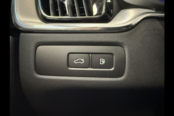 Volvo XC60 2.0 T8 Plug-in hybrid AWD Ultra Black Edition Luchtvering Harman & Kardon
