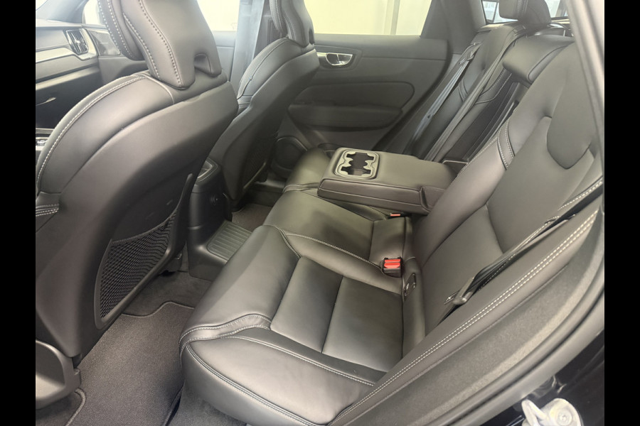Volvo XC60 2.0 T8 Plug-in hybrid AWD Ultra Black Edition Luchtvering Harman & Kardon