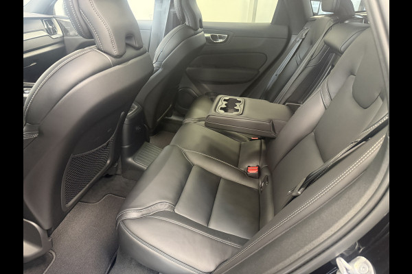 Volvo XC60 2.0 T8 Plug-in hybrid AWD Ultra Black Edition Luchtvering Harman & Kardon