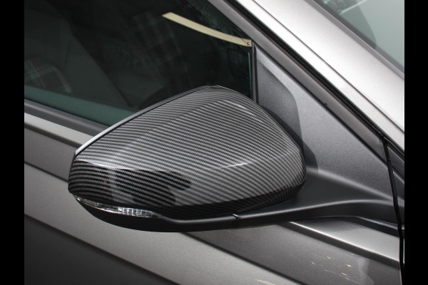 Volkswagen Polo 2.0 TSI GTI 200 PK | Navigatie | Climate control | Adaptieve cruise control | Digital dashboard | Parkeersensoren | Camera | Stoelverwarming | Apple Carplay/ Android Auto | LED | Lichtmetalen velgen