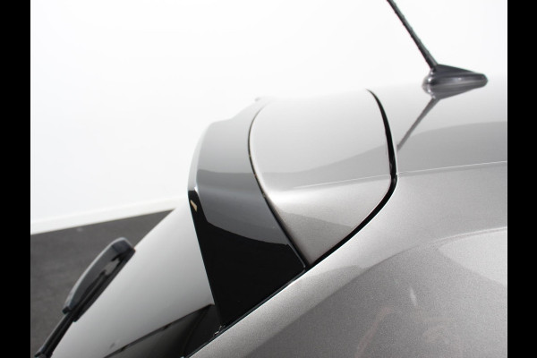 Volkswagen Polo 2.0 TSI GTI 200 PK | Navigatie | Climate control | Adaptieve cruise control | Digital dashboard | Parkeersensoren | Camera | Stoelverwarming | Apple Carplay/ Android Auto | LED | Lichtmetalen velgen