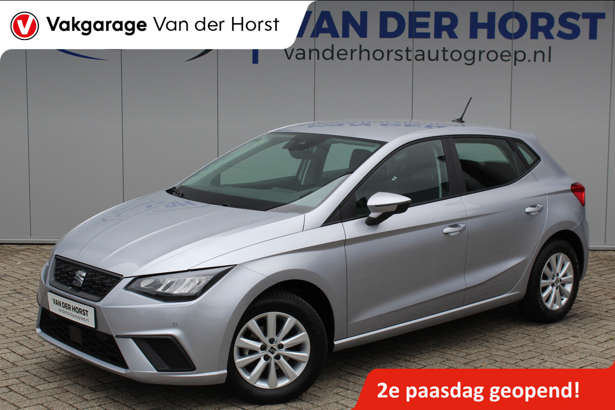 Seat Ibiza 1.0-96pk TSI Style. NIEUWSTE MODEL. In nieuwstaat ! Volautm. airco, camera, elektr ramen v+a, LED verlichting, stoelverwarming, metallic lak, Isofix, LM wielen, Apple Carplay / Android auto etc.