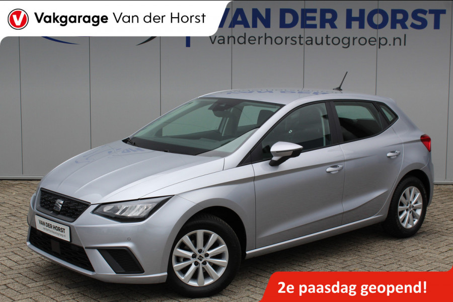 Seat Ibiza 1.0-96pk TSI Style. NIEUWSTE MODEL. In nieuwstaat ! Volautm. airco, camera, elektr ramen v+a, LED verlichting, stoelverwarming, metallic lak, Isofix, LM wielen, Apple Carplay / Android auto etc.