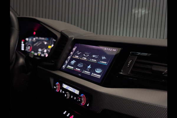Audi A1 SPORTBACK 35 TFSI 3X S-LINE | LED | CAMERA | CARPLAY