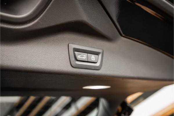 BMW X5 xDrive45e High Executive - M Sport | Panorama | Laser | H&K | Memory | Luchtvering