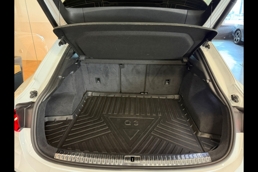 Audi Q3 Sportback 35 TFSI S Line black pakket garantie