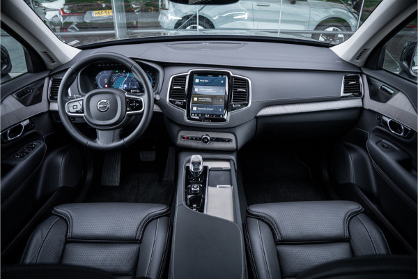 Volvo XC90 2.0 T8 Recharge AWD Plus Bright ** Ventilatie ** Luchtvering ** Panodak ** B&W