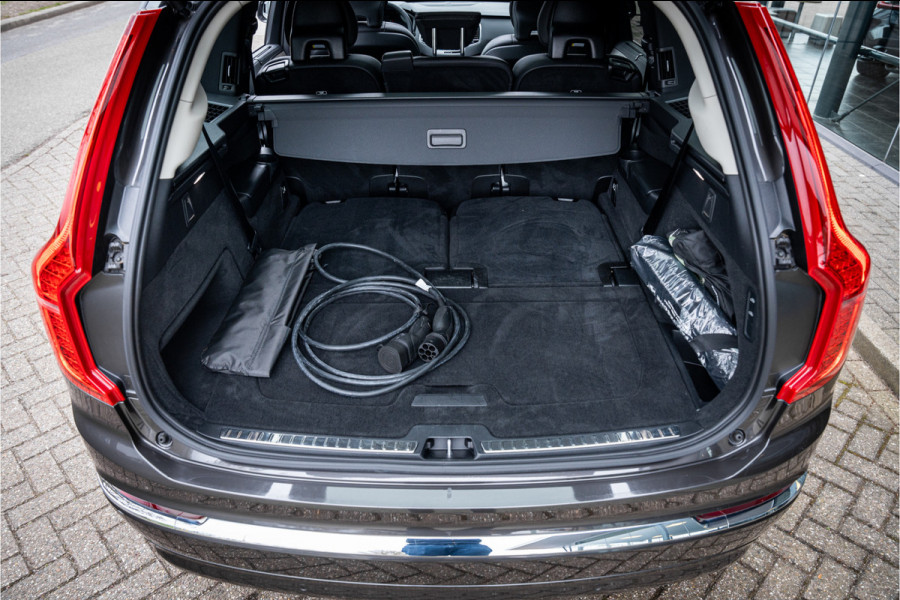 Volvo XC90 2.0 T8 Recharge AWD Plus Bright ** Ventilatie ** Luchtvering ** Panodak ** B&W