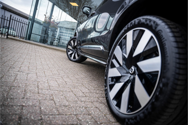 Volvo XC90 2.0 T8 Recharge AWD Plus Bright ** Ventilatie ** Luchtvering ** Panodak ** B&W
