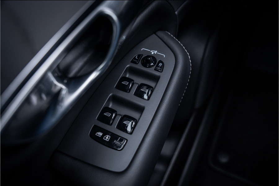 Volvo XC90 2.0 T8 Recharge AWD Plus Bright ** Ventilatie ** Luchtvering ** Panodak ** B&W
