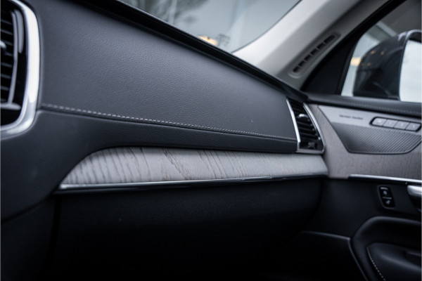 Volvo XC90 2.0 T8 Recharge AWD Plus Bright ** Ventilatie ** Luchtvering ** Panodak ** B&W