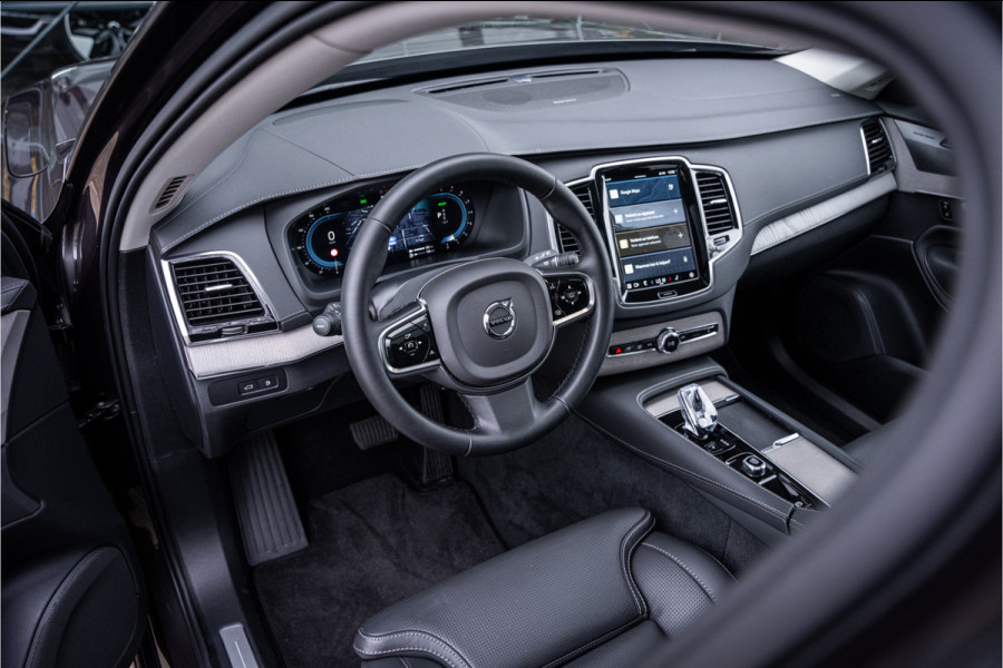 Volvo XC90 2.0 T8 Recharge AWD Plus Bright ** Ventilatie ** Luchtvering ** Panodak ** B&W
