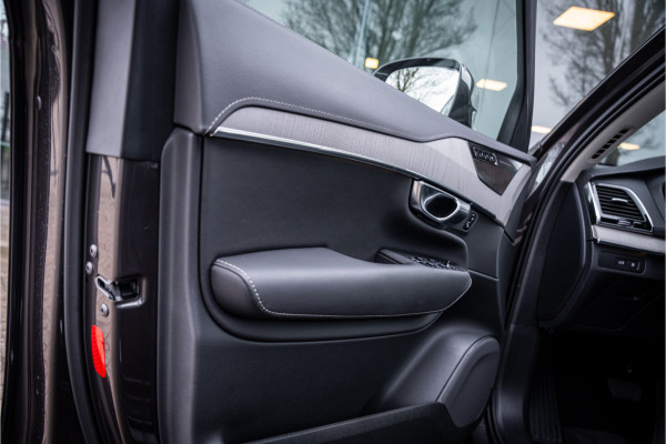 Volvo XC90 2.0 T8 Recharge AWD Plus Bright ** Ventilatie ** Luchtvering ** Panodak ** B&W