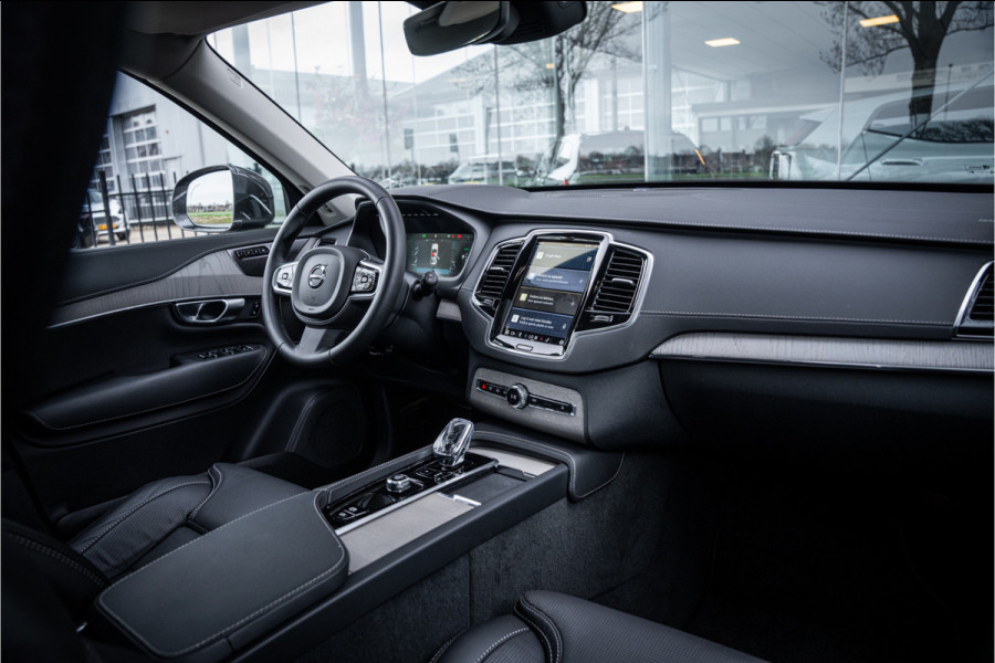 Volvo XC90 2.0 T8 Recharge AWD Plus Bright ** Ventilatie ** Luchtvering ** Panodak ** B&W