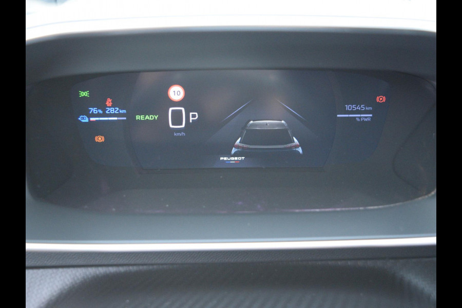 Peugeot e-2008 EV GT Avantage 54 kWh 3 FASE | NAVI & CARPLAY | CAMERA MET SENSOREN | E.C.C. |