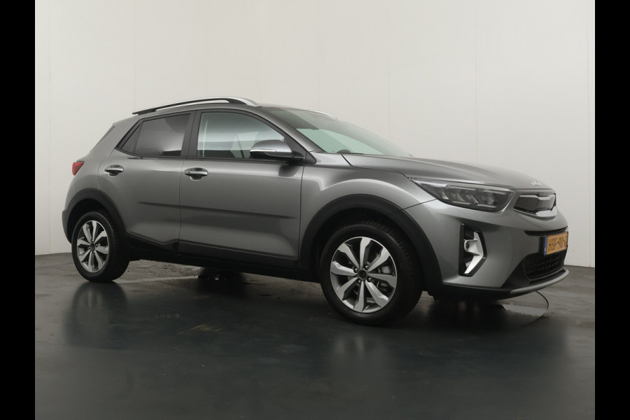 Kia Stonic 1.0 T-GDi MHEV DynamicPlusLine - Apple/Android Carplay - Navigatie - Cruise Control - Stoel/Stuurverwarming - Lichtmetalen Velgen - Fabrieksgarantie t/m 28-01-2032