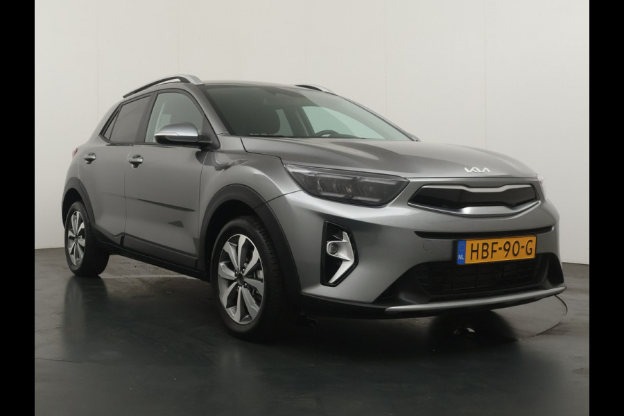 Kia Stonic 1.0 T-GDi MHEV DynamicPlusLine - Apple/Android Carplay - Navigatie - Cruise Control - Stoel/Stuurverwarming - Lichtmetalen Velgen - Fabrieksgarantie t/m 28-01-2032