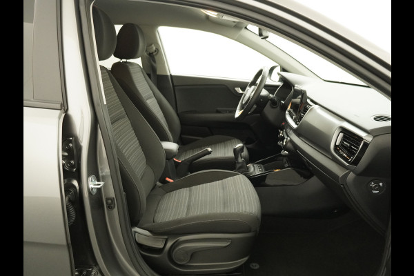 Kia Stonic 1.0 T-GDi MHEV DynamicPlusLine - Apple/Android Carplay - Navigatie - Cruise Control - Stoel/Stuurverwarming - Lichtmetalen Velgen - Fabrieksgarantie t/m 28-01-2032