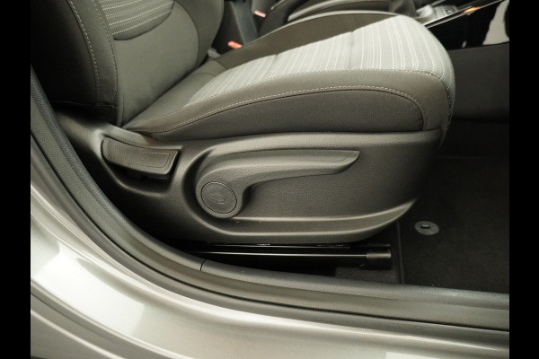 Kia Stonic 1.0 T-GDi MHEV DynamicPlusLine - Apple/Android Carplay - Navigatie - Cruise Control - Stoel/Stuurverwarming - Lichtmetalen Velgen - Fabrieksgarantie t/m 28-01-2032