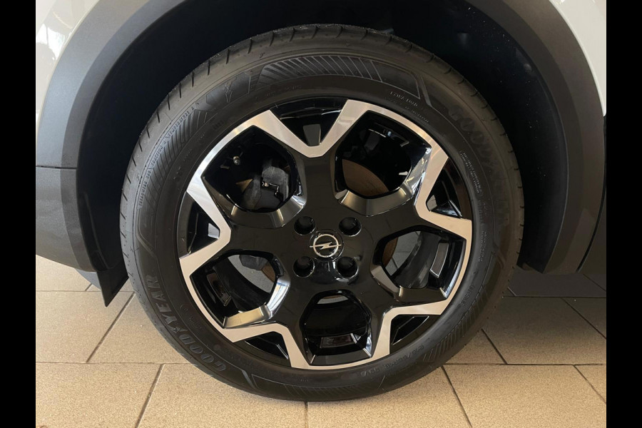 Opel Mokka 1.2 Edition 100PK AIRCO NAVI CRUISE APPLE CARPLAY ANDROID AUTO CAMERA STOELVER STUURVERW ZWARTE VELGEN PDC NIEUWSTAAT