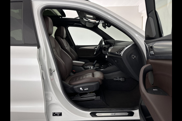 BMW iX3 High Executive 80 kWh [ 3-Fase ] (INCL-BTW) Aut. *PANO | LEATHER | HARMAN/KARDON | FULL-LED | BLINDSPOT | MEMORY-PACK | DIGI-COCKPIT | HEATED-SPORTSEATS | KEYLESS | TOPVIEW | DAB+ | NAVI-FULLMAP | HEAD-UP | PRIVACY-GLASS | 2