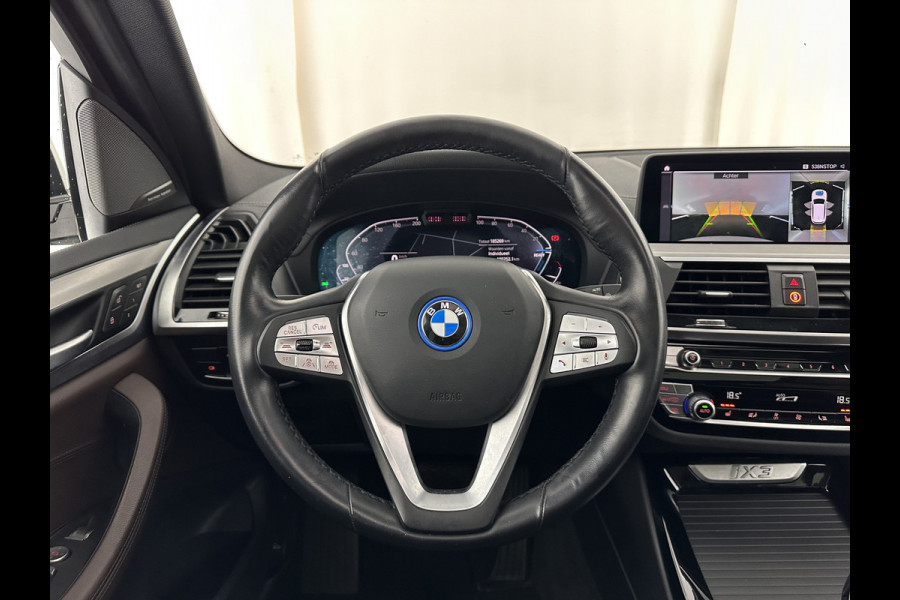 BMW iX3 High Executive 80 kWh [ 3-Fase ] (INCL-BTW) Aut. *PANO | LEATHER | HARMAN/KARDON | FULL-LED | BLINDSPOT | MEMORY-PACK | DIGI-COCKPIT | HEATED-SPORTSEATS | KEYLESS | TOPVIEW | DAB+ | NAVI-FULLMAP | HEAD-UP | PRIVACY-GLASS | 2