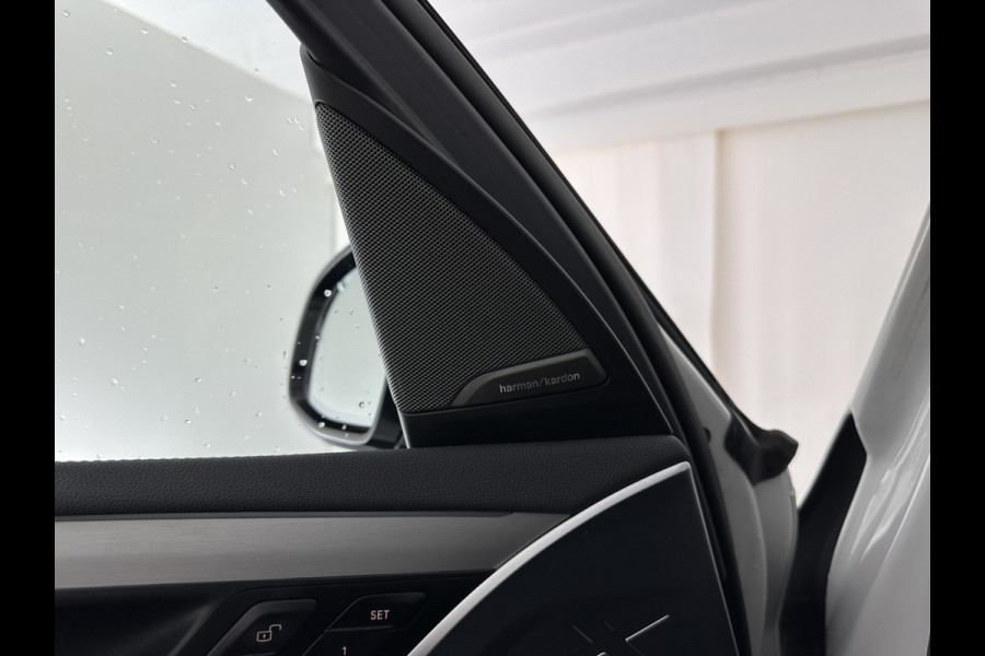 BMW iX3 High Executive 80 kWh [ 3-Fase ] (INCL-BTW) Aut. *PANO | LEATHER | HARMAN/KARDON | FULL-LED | BLINDSPOT | MEMORY-PACK | DIGI-COCKPIT | HEATED-SPORTSEATS | KEYLESS | TOPVIEW | DAB+ | NAVI-FULLMAP | HEAD-UP | PRIVACY-GLASS | 2