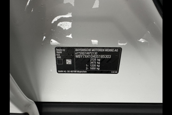 BMW iX3 High Executive 80 kWh [ 3-Fase ] (INCL-BTW) Aut. *PANO | LEATHER | HARMAN/KARDON | FULL-LED | BLINDSPOT | MEMORY-PACK | DIGI-COCKPIT | HEATED-SPORTSEATS | KEYLESS | TOPVIEW | DAB+ | NAVI-FULLMAP | HEAD-UP | PRIVACY-GLASS | 2