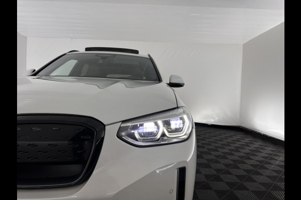 BMW iX3 High Executive 80 kWh [ 3-Fase ] (INCL-BTW) Aut. *PANO | LEATHER | HARMAN/KARDON | FULL-LED | BLINDSPOT | MEMORY-PACK | DIGI-COCKPIT | HEATED-SPORTSEATS | KEYLESS | TOPVIEW | DAB+ | NAVI-FULLMAP | HEAD-UP | PRIVACY-GLASS | 2