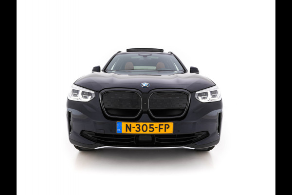 BMW iX3 High Executive 80 kWh [ 3-Fase ] {SOH-98%} (INCL-BTW) Aut. *PANO | LEATHER | HARMAN/KARDON | FULL-LED | BLINDSPOT | MEMORY-PACK | DIGI-COCKPIT | HEATED-SPORTSEATS | KEYLESS | TOPVIEW | DAB+ | NAVI-FULLMAP | HEAD-UP | ...