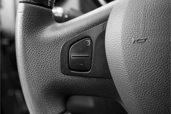 Renault Trafic 2.0 dCi 145 L2H1 DC Luxe Climate Camera 2x Schuifdeur